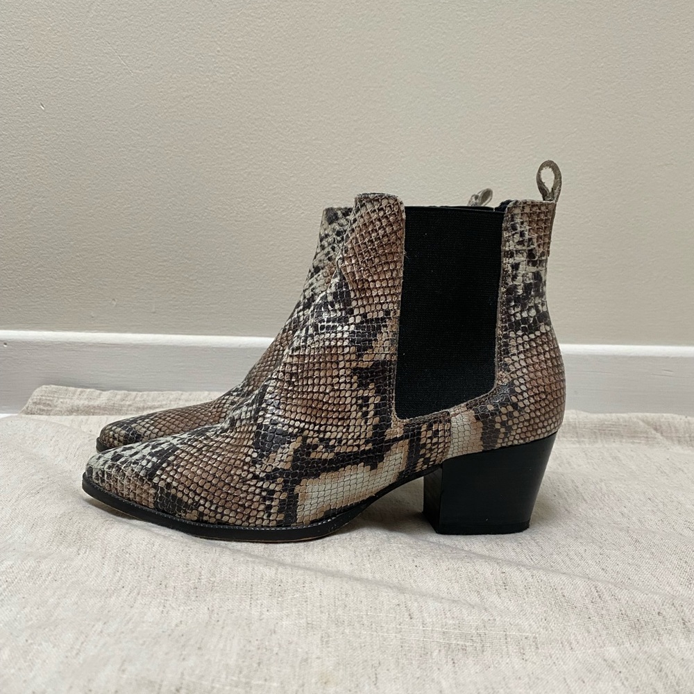 L’Intervalle Snakeskin Boots